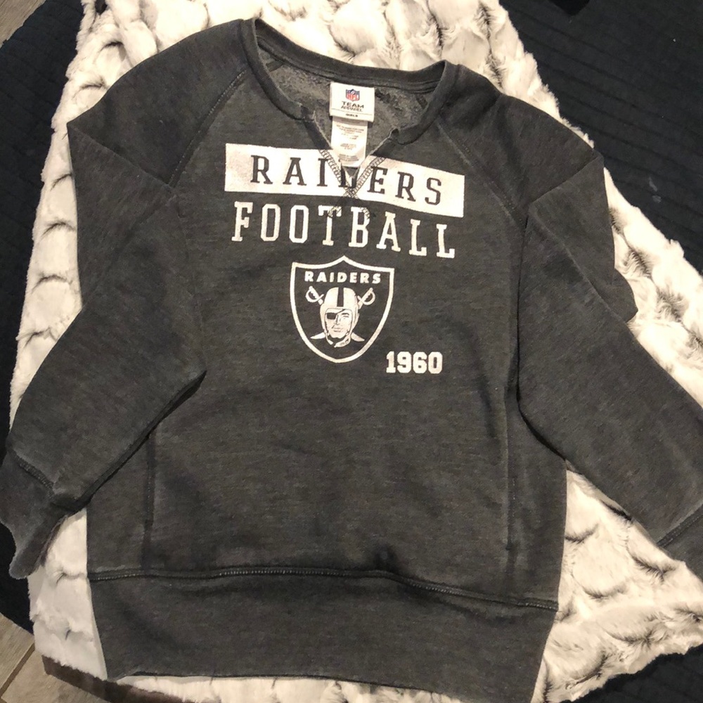 Oakland Raiders sweater